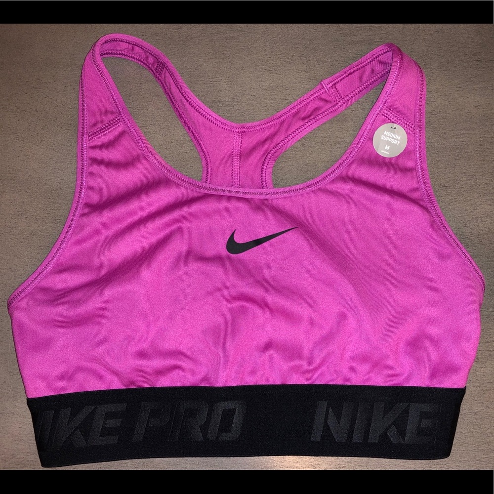 *Brand NEW* Nike Pro sports bra- Medium